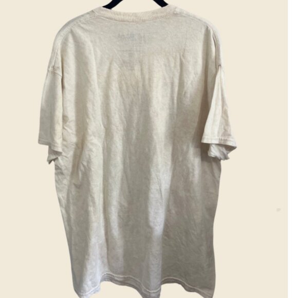 Goodie Two Sleeves NWT Def Leppard Love Bites Retro Style T-Shirt Mens Size 2x - Picture 3 of 3